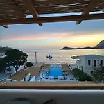 Spongia & 4*