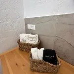 Spongia & Hotel 4*