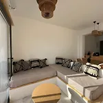 Spongia & Hotel Myrties