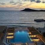 Spongia & Hotel Myrties