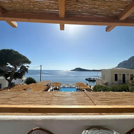 Spongia & Hotel 4*